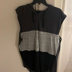 Sleeveless hoodie